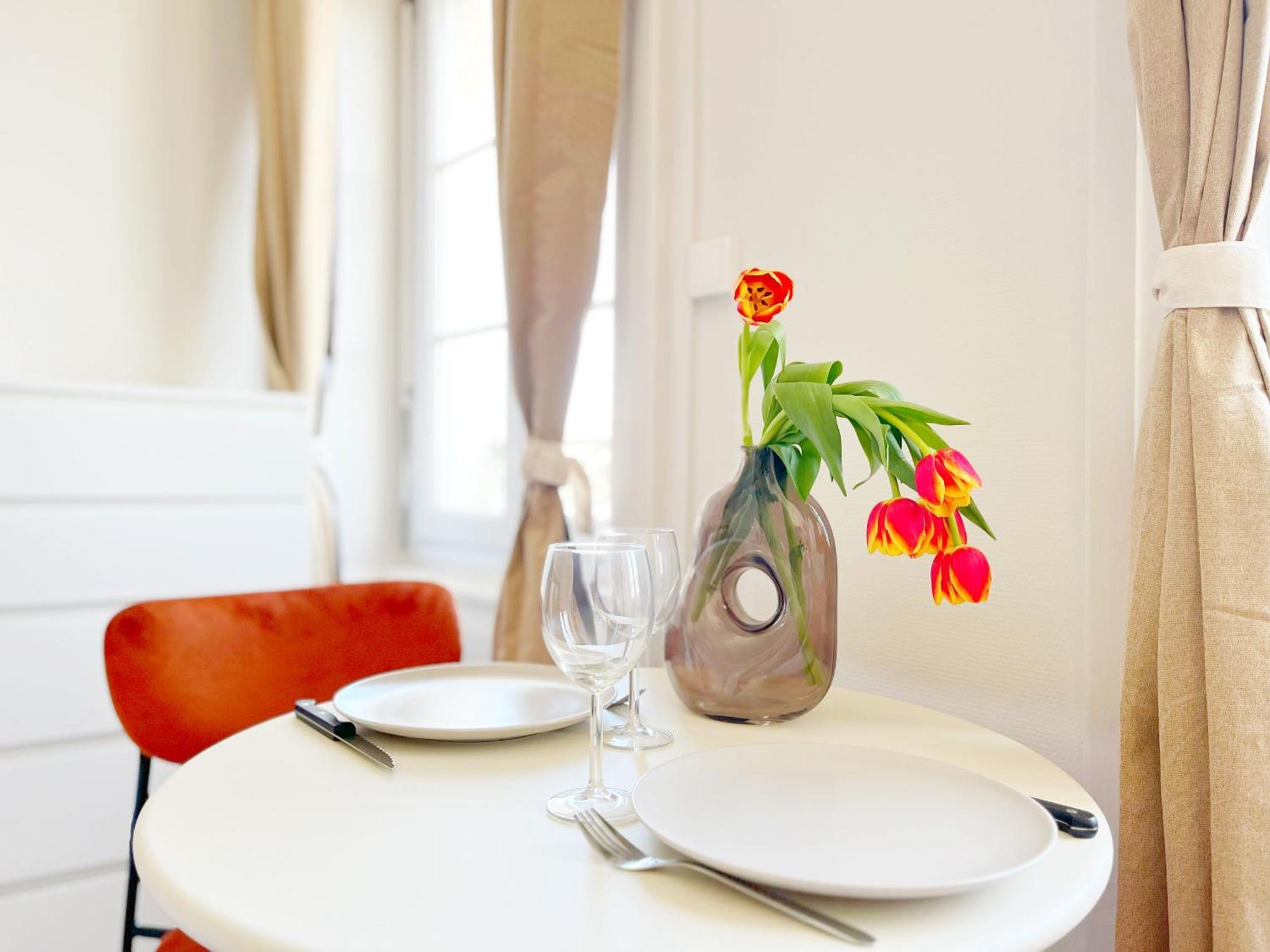 Apartment Opium *